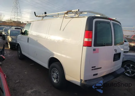 2010 Chevrolet Express 2500 Work Van z USA, uszkodzony, nr VIN 1GCZGFBA9A1173989